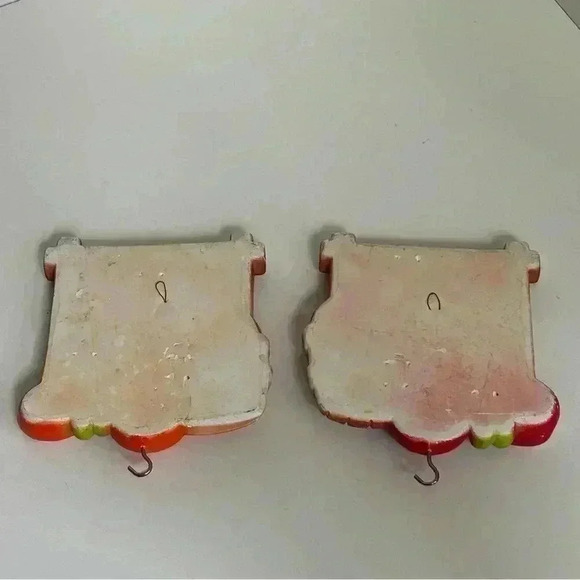 Set of 2 1982 Miller Studio  chalkware decorative kitchen wall plaques - Picture 5 of 8